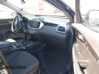 2017 Kia Sorento LX with VIN 5XYPG4A31HG264635, listed as a IAAI auction lot 42181056 with 163,493 mi miles and . Bid and sale history available at carsss.com. Image 5.