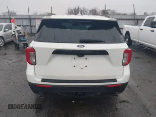 2024 Ford Explorer ST-Line with VIN 1FMSK7KH2RGA72381, listed as a IAAI auction lot 41409696 with 1,510 mi miles. Bid and sale history available at carsss.com. Image 16.