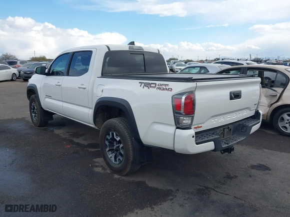 2020 Toyota Tacoma 2WD SR5 with VIN 3TMAZ5CN2LM133990, listed as a IAAI auction lot 41423069 with 56,184 mi miles. Bid and sale history available at carsss.com. Image 3.