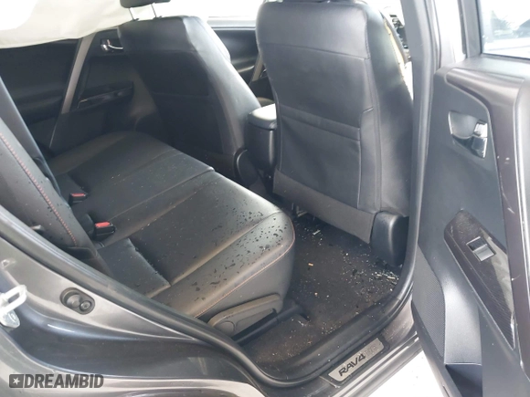 2018 Toyota RAV4 SE with VIN JTMJFREV4JJ742585, listed as a IAAI auction lot 41812675 with 51,672 mi miles. Bid and sale history available at carsss.com. Image 8.