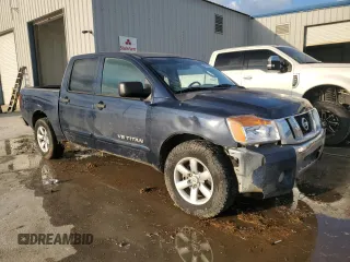 2010 Nissan Titan SE with VIN 1N6BA0EDXAN318890, listed as a Copart auction lot 43797075 with 260,208 mi miles and Salvage Title. Bid and sale history available at DreamBid. Image 4.