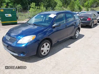 2007 Toyota Matrix STD z VIN 2T1KR32E07C658698, wystawiony jako IAAI lot #42208060 z przebiegiem 164 989 mil mil oraz . Historia ofert i sprzedaży dostępna na DreamBid. Obrazek 2.