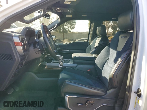 2022 Ford F-150 Raptor with VIN 1FTFW1RG4NFB63687, listed as a Copart auction lot 87479684 with 32,921 mi miles and Salvage Title. Bid and sale history available at carsss.com. Image 7.