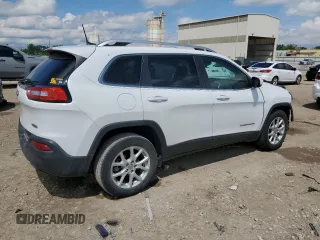 2016 Jeep Cherokee Latitude z VIN 1C4PJLCB0GW329394, wystawiony jako Copart lot #55442565 z przebiegiem 95 136 mil mil oraz Szkoda całkowita • Salvage title. Historia ofert i sprzedaży dostępna na DreamBid. Obrazek 3.