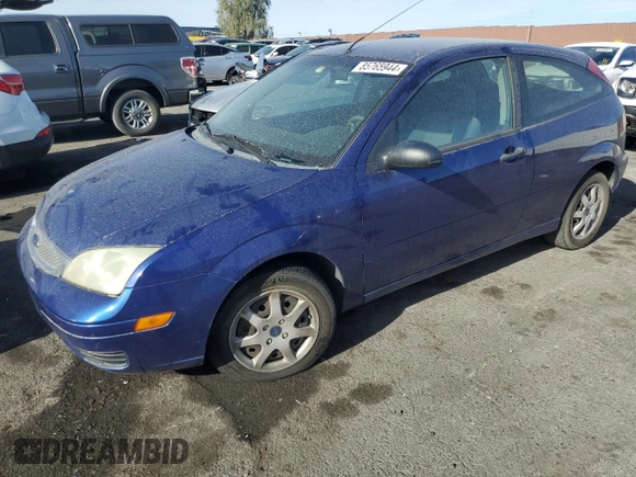 2005 Ford Focus S with VIN 3FAFP31N95R107868, listed as a Copart auction lot 85765944 with 189,739 mi miles and Salvage Title. Bid and sale history available at carsss.com. Image 1.