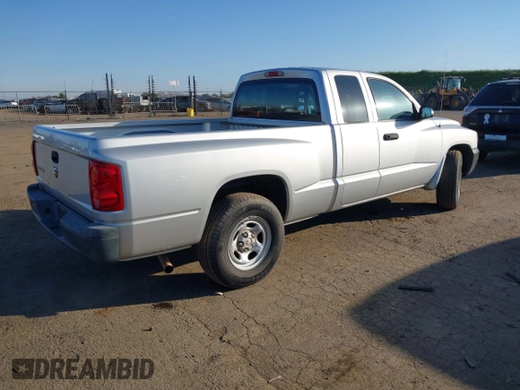 2006 Dodge Dakota ST with VIN 1D7HE22KX6S533152, listed as a IAAI auction lot 41778438 with 128,249 mi miles and . Bid and sale history available at DreamBid. Image 4.