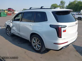 2020 Cadillac XT6 AWD Sport with VIN 1GYKPGRS5LZ115883, listed as a IAAI auction lot 39995097 with 68,589 mi miles. Bid and sale history available at carsss.com. Image 3.