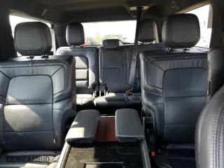 2023 Lincoln Navigator L Reserve with VIN 5LMJJ3LG8PEL03030, listed as a Copart auction lot 67707284 with 0 mi miles and Salvage Title. Bid and sale history available at carsss.com. Image 10.