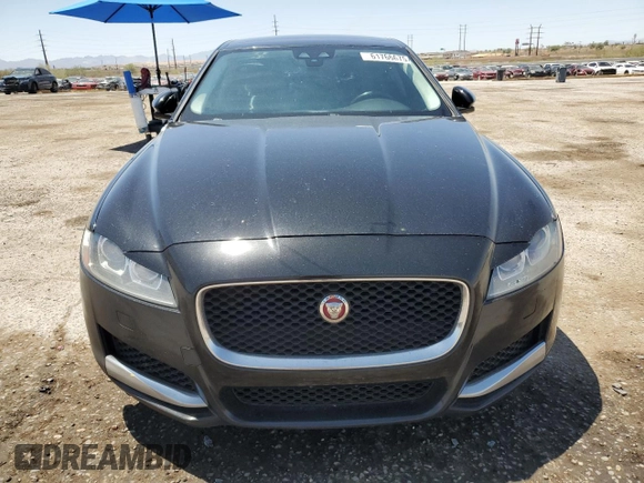 2019 Jaguar XF 25t Premium z VIN SAJBJ4FX9KCY78949, wystawiony jako Copart lot #61766675 z przebiegiem 193 626 mil mil oraz Szkoda całkowita • Salvage title. Historia ofert i sprzedaży dostępna na DreamBid. Obrazek 5.