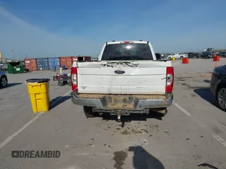 2022 Ford F-250 XL z VIN 1FT7W2BN6NEF62982, wystawiony jako IAAI lot #42086401 z przebiegiem 106 450 mil mil oraz . Historia ofert i sprzedaży dostępna na DreamBid. Obrazek 16.