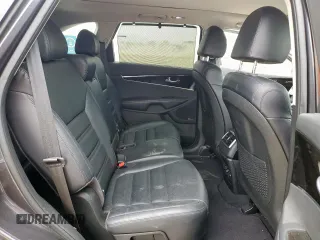 2019 Kia Sorento EX z VIN 5XYPH4A51KG457907, wystawiony jako Copart lot #57686505 z przebiegiem 54 755 mil mil oraz Szkoda całkowita • Salvage title. Historia ofert i sprzedaży dostępna na DreamBid. Obrazek 11.