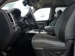 2017 Ram 1500 Big Horn z VIN 3C6RR7LT2HG594536, wystawiony jako Copart lot #56361535 z przebiegiem 144 175 mil mil oraz Szkoda całkowita • Salvage title. Historia ofert i sprzedaży dostępna na DreamBid. Obrazek 7.