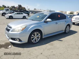 2014 Subaru Legacy Limited z VIN 4S3BMBL69E3023842, wystawiony jako Copart lot #55284155 z przebiegiem 140 019 mil mil oraz Szkoda całkowita • Salvage title. Historia ofert i sprzedaży dostępna na DreamBid. Obrazek 1.
