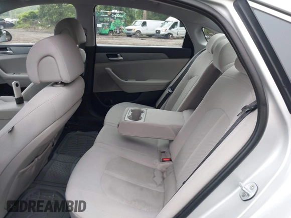 2016 Hyundai Sonata SE с VIN 5NPE24AF7GH377089, выставлен на аукционе IAAI как лот 42467798 с пробегом 149 652 миль миль и . История ставок и продаж доступна на DreamBid. Изображение 8.