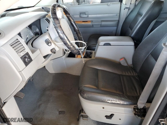 2008 Chrysler Aspen Limited with VIN 1A8HX58N08F106994, listed as a Copart auction lot 77004634 with 195,432 mi miles and Salvage Title. Bid and sale history available at carsss.com. Image 7.