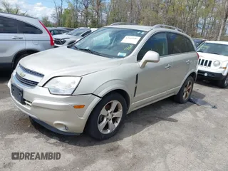 2014 Chevrolet Captiva Sport LT with VIN 3GNAL3EK1ES560043, listed as a IAAI auction lot 42049586 with 149,268 mi miles. Bid and sale history available at carsss.com. Image 2.