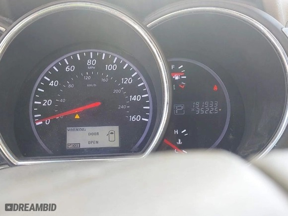 2012 Nissan Murano S with VIN JN8AZ1MU9CW121175, listed as a IAAI auction lot 41735209 with 191,933 mi miles. Bid and sale history available at carsss.com. Image 7.