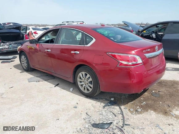 2015 Nissan Altima 2.5 S with VIN 1N4AL3AP4FC261928, listed as a IAAI auction lot 41775449 with 172,925 mi miles. Bid and sale history available at carsss.com. Image 3.