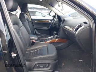 2011 Audi Q5 Premium Plus z VIN WA1LFAFP2BA088692, wystawiony jako IAAI lot #42433808 z przebiegiem 152 146 mil mil oraz . Historia ofert i sprzedaży dostępna na DreamBid. Obrazek 5.
