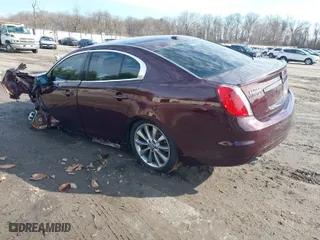 2011 Lincoln MKS w/EcoBoost with VIN 1LNHL9FT2BG611671, listed as a IAAI auction lot 41468209 with 31,652 mi miles. Bid and sale history available at carsss.com. Image 3.