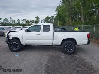 2020 Toyota Tacoma 2WD SR with VIN 5TFRX5GN9LX179393, listed as a IAAI auction lot 41668393 with 193,227 mi miles. Bid and sale history available at carsss.com. Image 14.