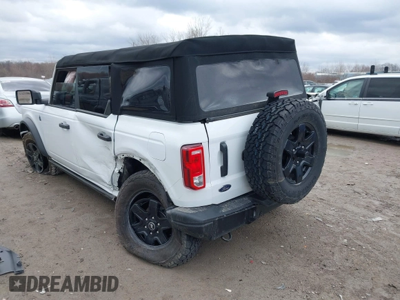 2022 Ford Bronco with VIN 1FMDE5BH2NLB90209, listed as a IAAI auction lot 41847294 with 17,721 mi miles and . Bid and sale history available at DreamBid. Image 3.