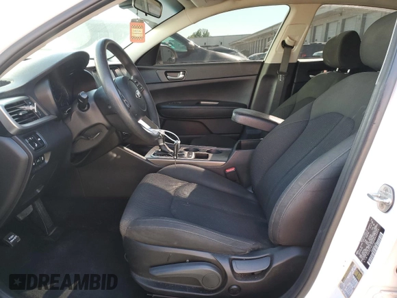 2019 Kia Optima LX z VIN 5XXGT4L30KG312534, wystawiony jako Copart lot #56564075 z przebiegiem 111 012 mil mil oraz Szkoda całkowita • Salvage title. Historia ofert i sprzedaży dostępna na DreamBid. Obrazek 7.