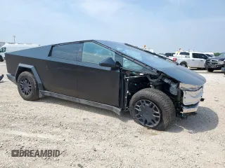 2024 Tesla Cybertruck z VIN 7G2CEHED3RA021099, wystawiony jako Copart lot #57416365 z przebiegiem 4 880 mil mil oraz Szkoda całkowita • Salvage title. Historia ofert i sprzedaży dostępna na DreamBid. Obrazek 4.
