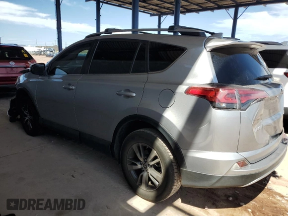 2018 Toyota RAV4 XLE z VIN JTMWFREV5JD119660, wystawiony jako Copart lot #54597425 z przebiegiem 46 379 mil mil oraz Szkoda całkowita • Salvage title. Historia ofert i sprzedaży dostępna na DreamBid. Obrazek 2.