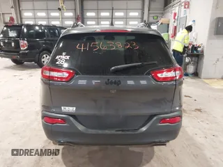 2016 Jeep Cherokee Latitude with VIN 1C4PJLCSXGW137190, listed as a IAAI auction lot 41563823 with 159,586 mi miles. Bid and sale history available at carsss.com. Image 17.