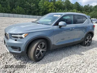 2020 Volvo XC40 Inscription with VIN YV4162UL2L2268301, listed as a Copart auction lot 68509984 with 85,758 mi miles and Salvage Title. Bid and sale history available at DreamBid. Image 1.