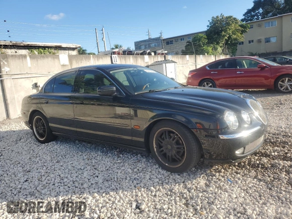 2000 Jaguar S-Type V8 z VIN SAJDA01D4YGL61655, wystawiony jako Copart lot #85873054 z przebiegiem 85 239 mil mil oraz Nie do naprawy • Non repairable. Historia ofert i sprzedaży dostępna na DreamBid. Obrazek 4.