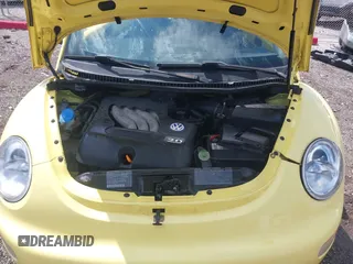 2000 Volkswagen Beetle GLS z VIN 3VWCA21C4YM414855, wystawiony jako IAAI lot #42198615 z przebiegiem 128 131 mil mil oraz . Historia ofert i sprzedaży dostępna na DreamBid. Obrazek 10.