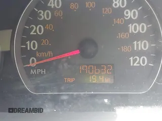 2004 Saturn ION ION 1 z VIN 1G8AG52F74Z225025, wystawiony jako IAAI lot #41724257 z przebiegiem 190 632 mil mil oraz . Historia ofert i sprzedaży dostępna na DreamBid. Obrazek 15.