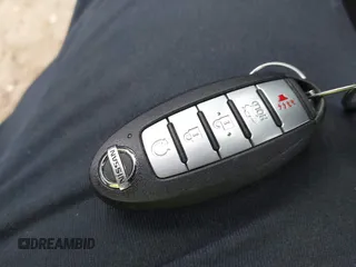 2022 Nissan Altima SR z VIN 1N4BL4CV9NN356767, wystawiony jako IAAI lot #42222461 z przebiegiem 58 505 mil mil oraz . Historia ofert i sprzedaży dostępna na DreamBid. Obrazek 11.