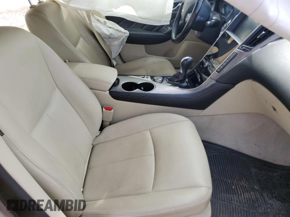 2017 Infiniti Q50 Signature Edition with VIN JN1EV7AP0HM739324, listed as a Copart auction lot 43063345 with 124,406 mi miles and Salvage Title. Bid and sale history available at DreamBid. Image 7.