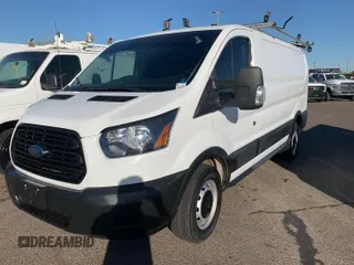 2019 Ford Transit z VIN 1FTYR1YG1KKB57785, wystawiony jako IAAI lot #42888449 z przebiegiem 39 580 mil mil oraz . Historia ofert i sprzedaży dostępna na DreamBid. Obrazek 5.