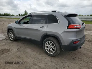 2015 Jeep Cherokee Latitude with VIN 1C4PJLCB6FW689705, listed as a Copart auction lot 54530445 with 181,173 mi miles and Salvage Title. Bid and sale history available at carsss.com. Image 2.