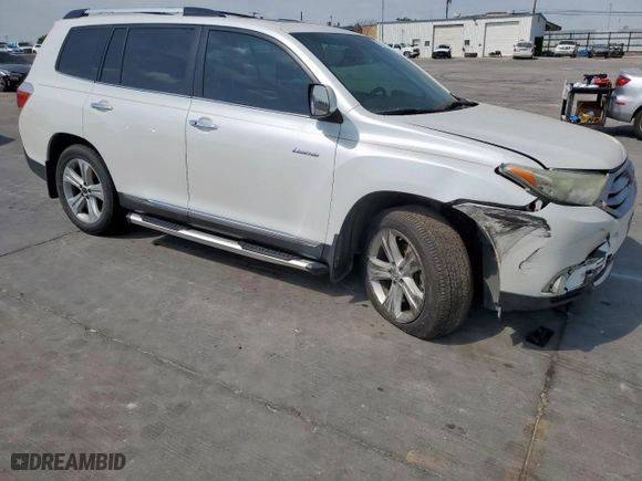 2013 Toyota Highlander Limited with VIN 5TDYK3EH2DS095659, listed as a Copart auction lot 52551495 with 127,073 mi miles and Salvage Title. Bid and sale history available at carsss.com. Image 4.