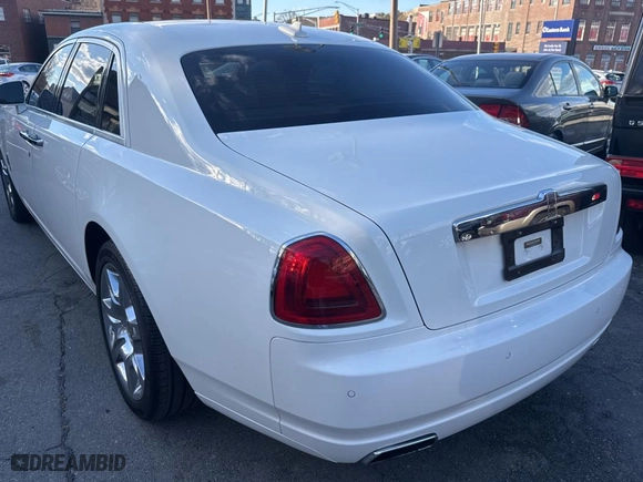 2013 Rolls-Royce Ghost with VIN SCA664S57DUX51885, listed as a Copart auction lot 51327575 with NaN miles and Clean Title. Bid and sale history available at carsss.com. Image 3.