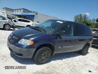 2005 Dodge Caravan SE z VIN 1D4GP25B25B414184, wystawiony jako Copart lot #55027705 z przebiegiem 156 563 mil mil oraz Szkody całkowita. Historia ofert i sprzedaży dostępna na DreamBid. Obrazek 1.