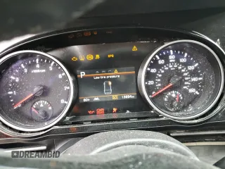 2024 Kia Carnival EX with VIN KNDNC5H33R6433489, listed as a Copart auction lot 50169475 with 13,894 mi miles and Salvage Title. Bid and sale history available at carsss.com. Image 9.