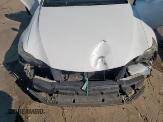2014 Lexus IS 250 z VIN JTHBF1D2XE5019009, wystawiony jako Copart lot #59238825 z przebiegiem 143 883 mil mil oraz Szkoda całkowita • Salvage title. Historia ofert i sprzedaży dostępna na DreamBid. Obrazek 13.