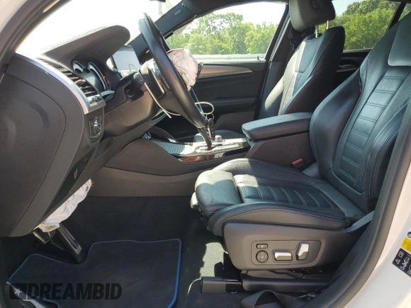 2019 BMW X4 M40i z VIN 5UXUJ5C57KLJ63215, wystawiony jako Copart lot #55150835 z przebiegiem Nie podano mil oraz Szkody całkowita. Historia ofert i sprzedaży dostępna na DreamBid. Obrazek 7.