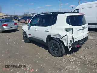 2018 Jeep Renegade Trailhawk with VIN ZACCJBCB6JPG71929, listed as a IAAI auction lot 41939091 with 109,354 mi miles. Bid and sale history available at carsss.com. Image 3.