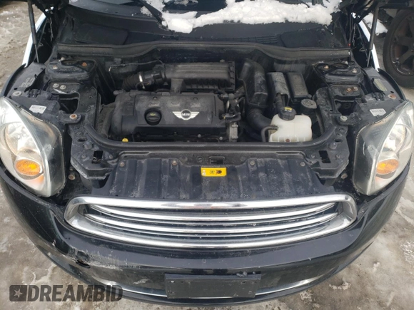 2015 MINI Countryman with VIN WMWZB3C53FWR44405, listed as a Copart auction lot 45107855 with 72,124 mi miles and Clean Title. Bid and sale history available at DreamBid. Image 11.