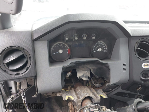 2014 Ford F-250 XL with VIN 1FT7X2A66EEB68938, listed as a IAAI auction lot 41548626 with 130,503 mi miles and . Bid and sale history available at DreamBid. Image 14.