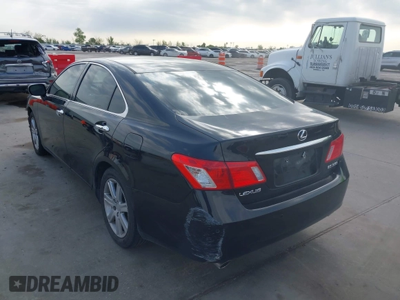 2008 Lexus ES 350 with VIN JTHBJ46G482260613, listed as a IAAI auction lot 41920821 with 216,707 mi miles. Bid and sale history available at carsss.com. Image 3.