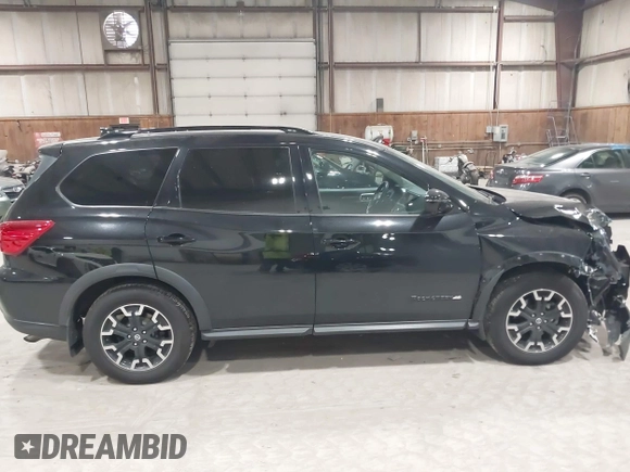 2020 Nissan Pathfinder SL z VIN 5N1DR2CM8LC618506, wystawiony jako IAAI lot #42057155 z przebiegiem 34 221 mil mil oraz . Historia ofert i sprzedaży dostępna na DreamBid. Obrazek 13.
