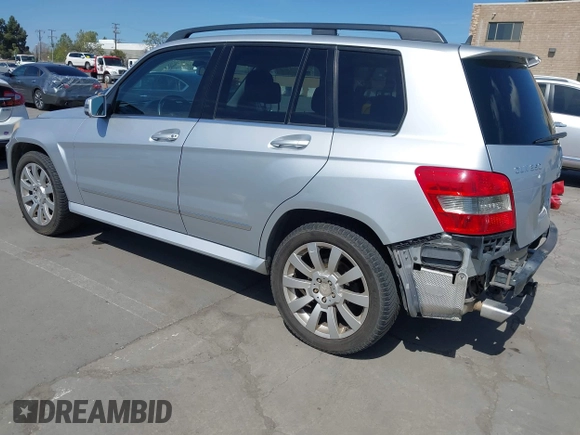 2010 Mercedes-Benz GLK 350 z VIN WDCGG8HB1AF473266, wystawiony jako IAAI lot #41949349 z przebiegiem 145 208 mil mil oraz . Historia ofert i sprzedaży dostępna na DreamBid. Obrazek 3.